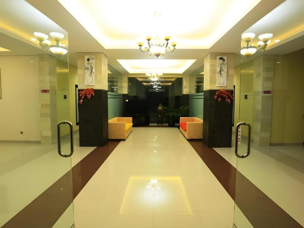 Bali Mega Hotel Jimbaran Exterior foto