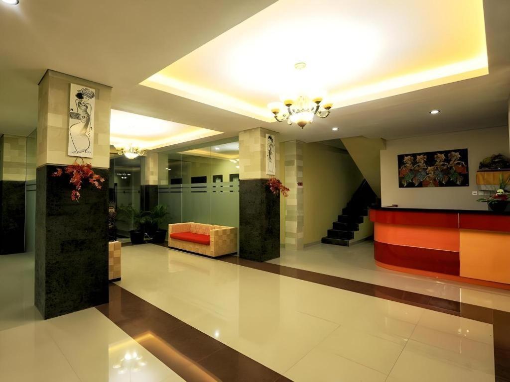 Bali Mega Hotel Jimbaran Exterior foto