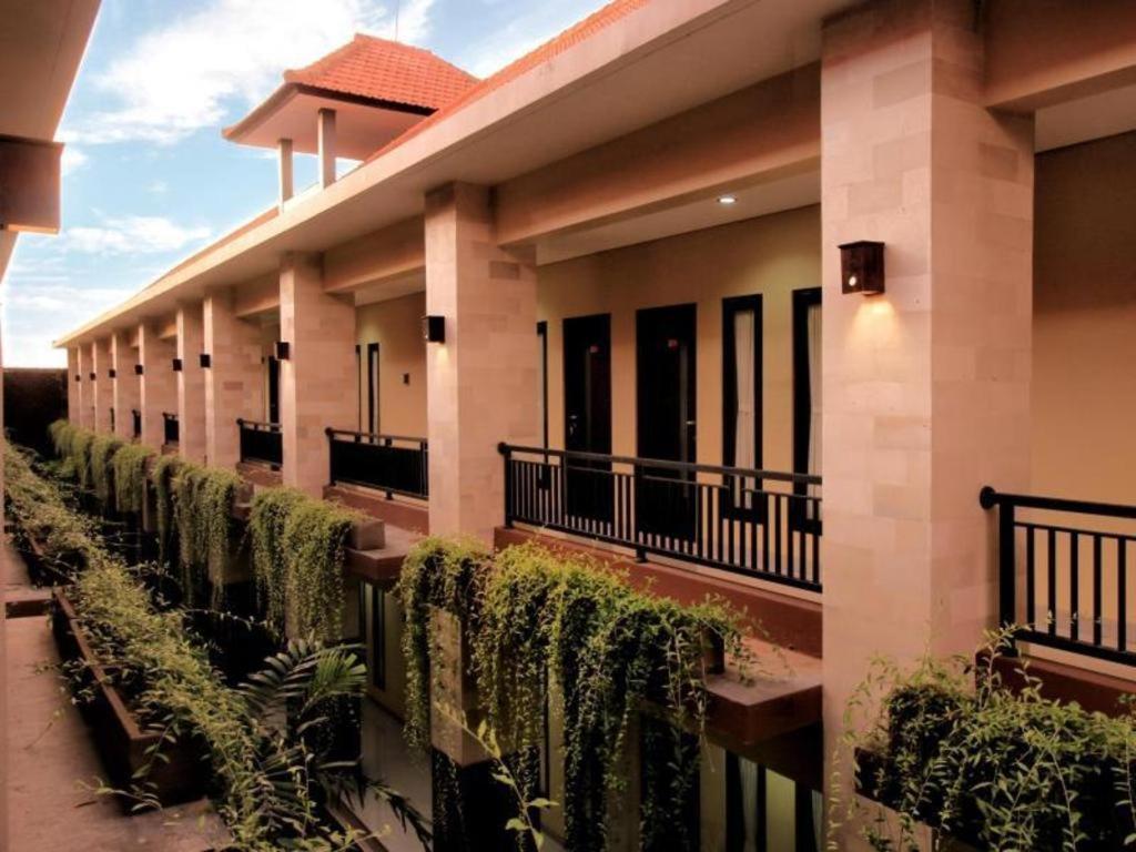 Bali Mega Hotel Jimbaran Exterior foto